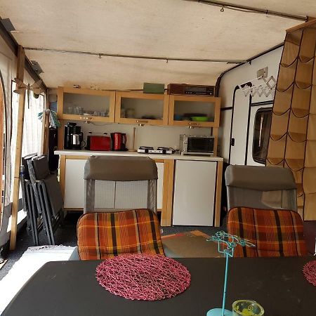 Mietwohnwagen Hotell Lonau Exteriör bild